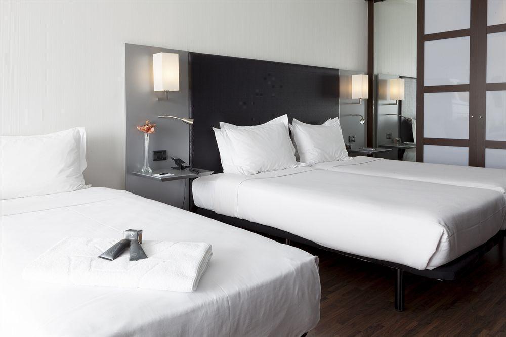 Ac Hotel By Marriott Madrid Airport Coslada Exterior photo