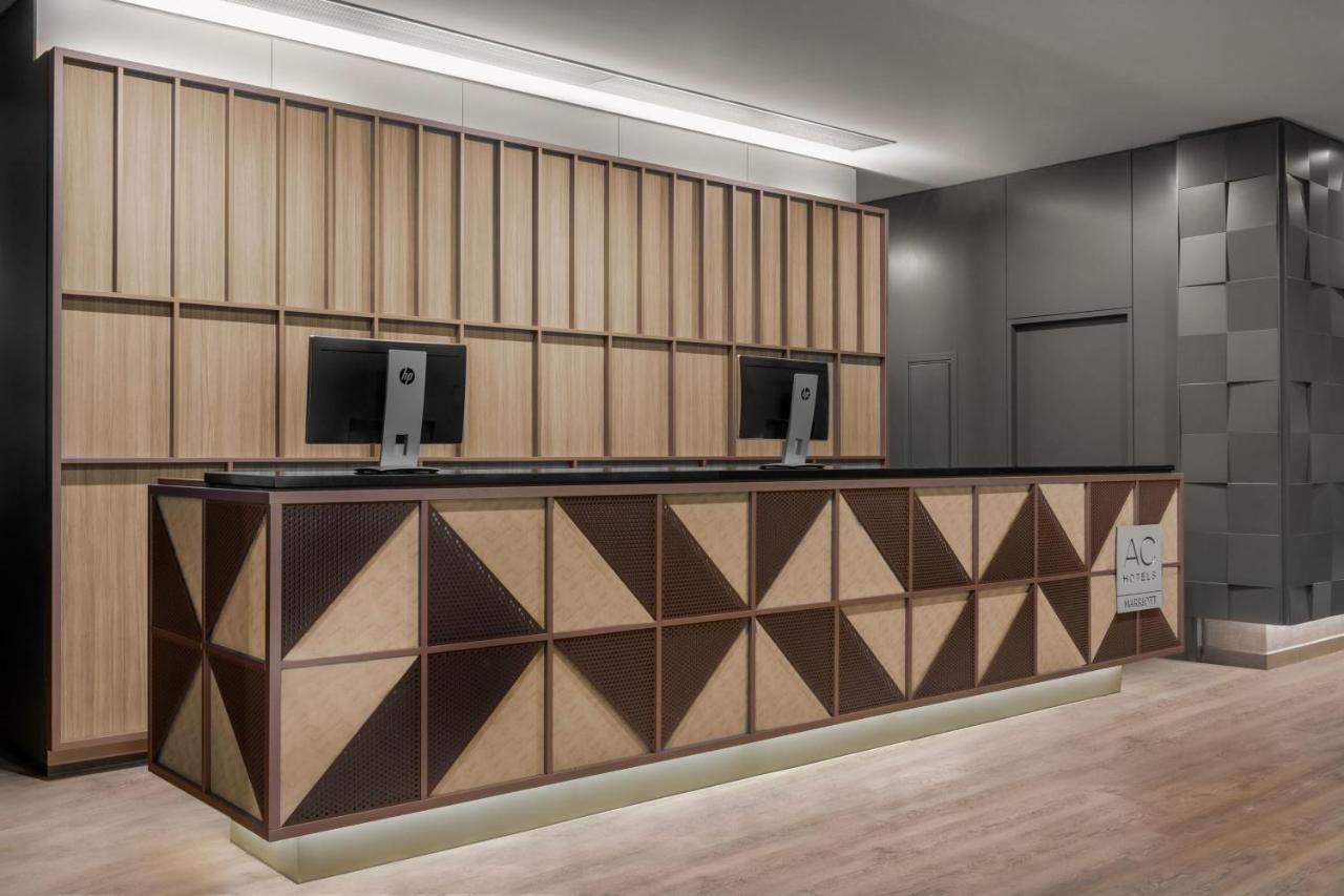 Ac Hotel By Marriott Madrid Airport Coslada Exterior photo