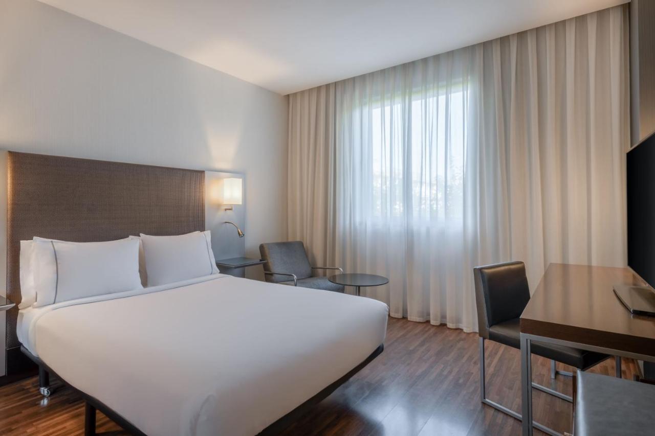 Ac Hotel By Marriott Madrid Airport Coslada Exterior photo