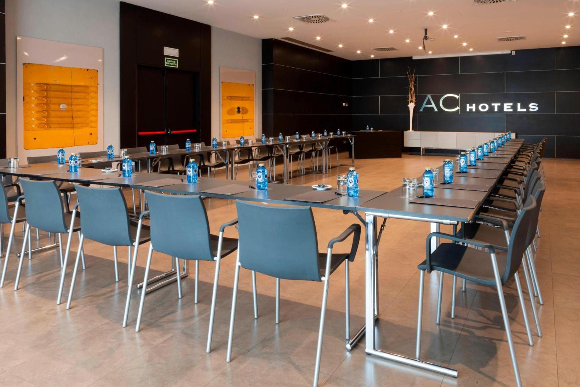 Ac Hotel By Marriott Madrid Airport Coslada Exterior photo
