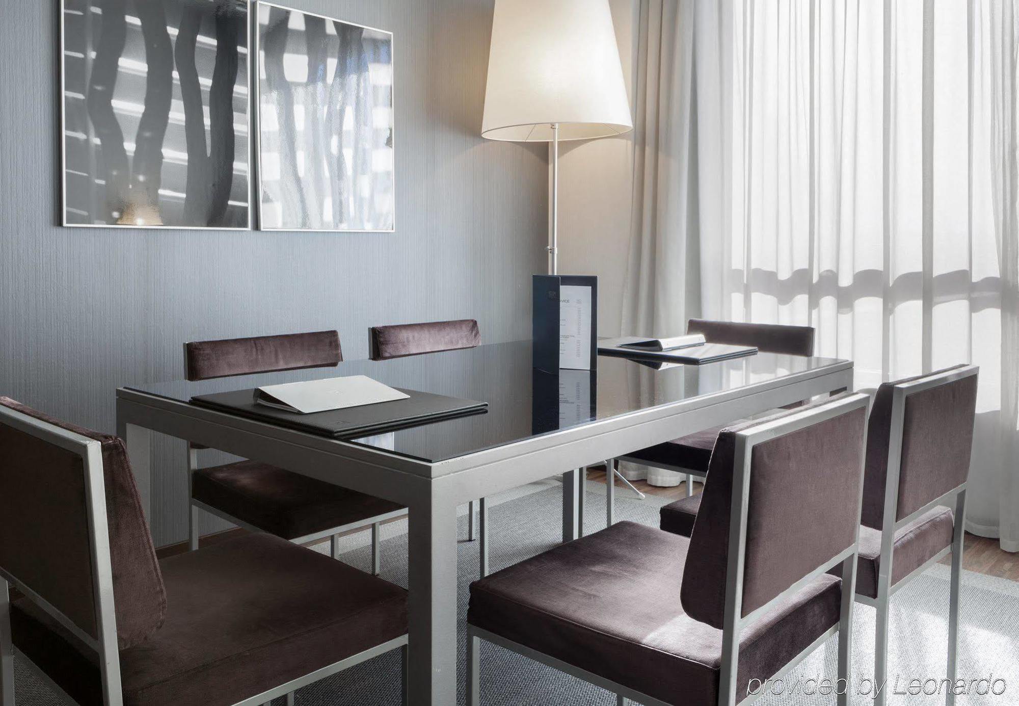 Ac Hotel By Marriott Madrid Airport Coslada Exterior photo